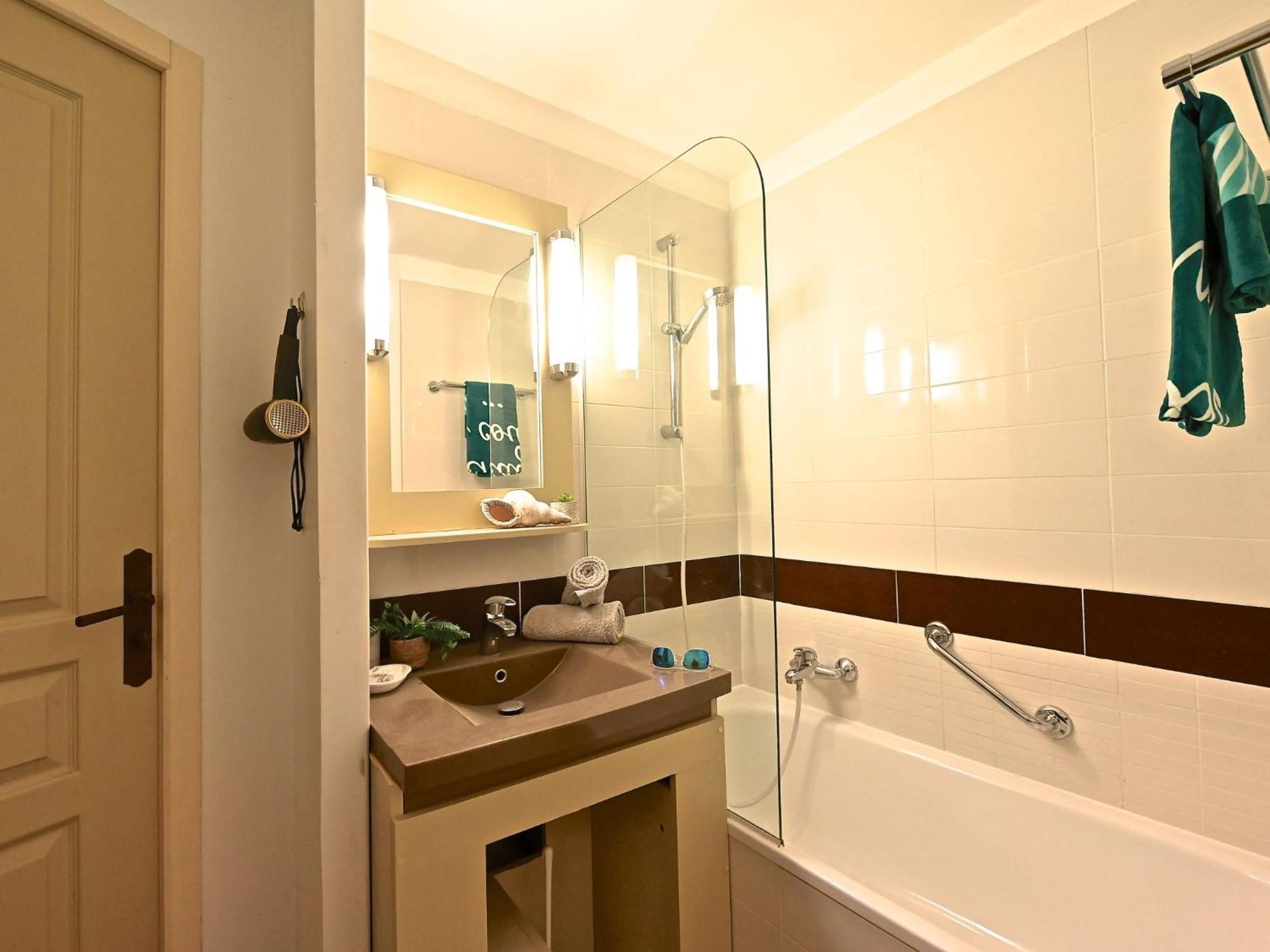Apartment Village Cap Esterel - L'Esquinade-20 By Interhome Saint-Raphaël Zewnętrze zdjęcie